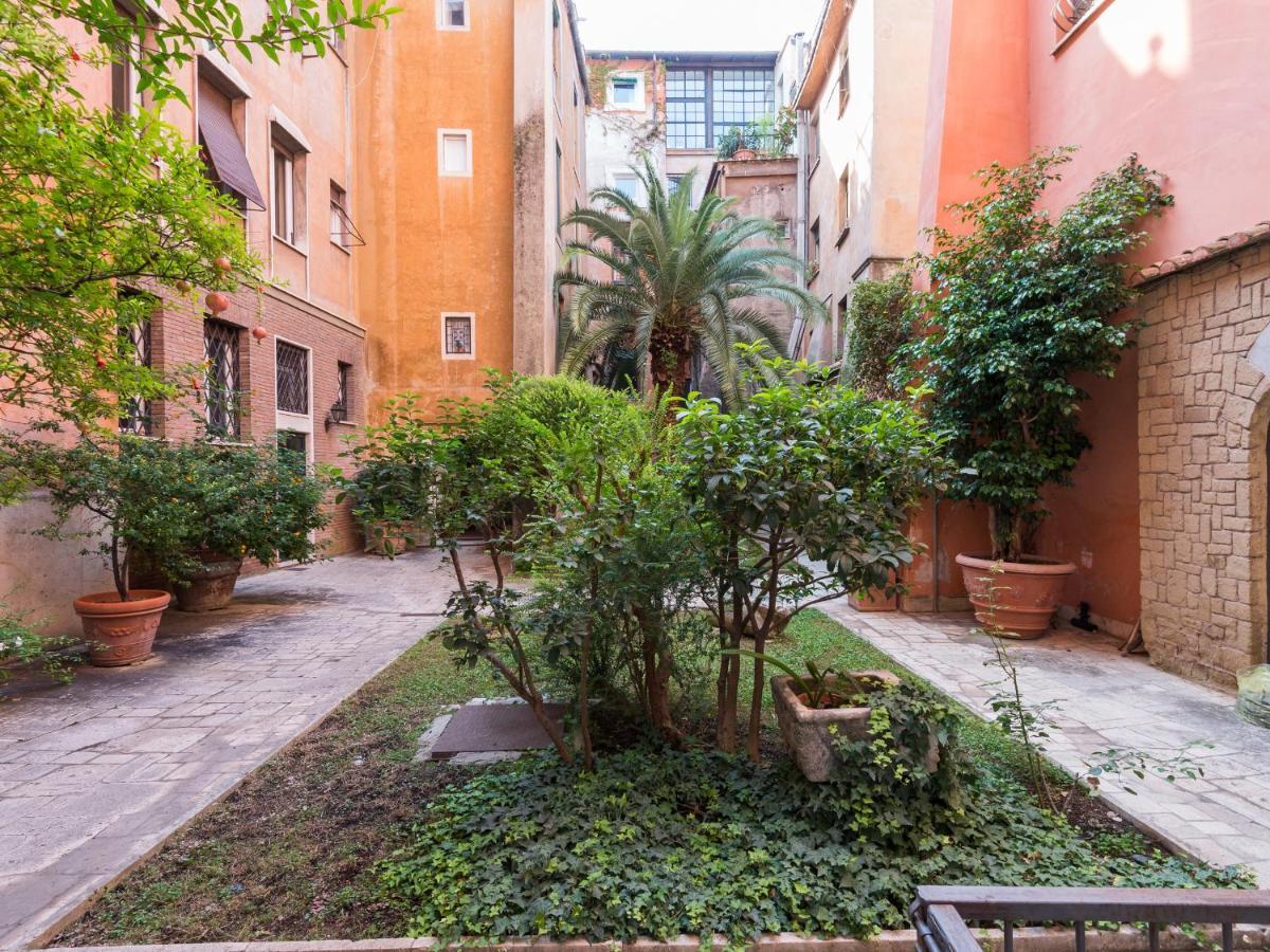 شقة Piazza Lovatelli Luxury Penthouse روما المظهر الخارجي الصورة